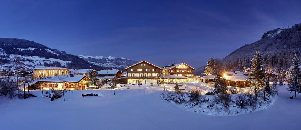 Wanderhotel Kirchner 브람베르크 암 빌트코겔 외부 사진
